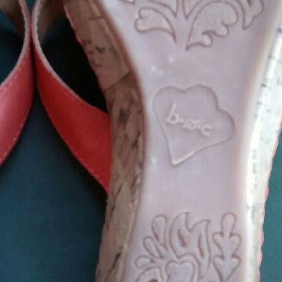 B.O.C. Sandals - Picture 6 of 8